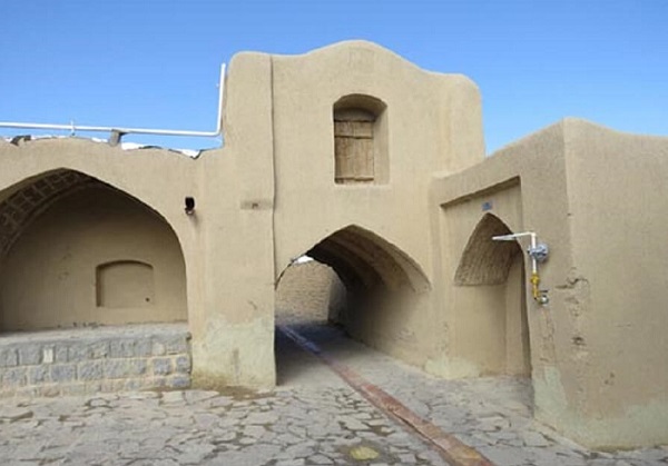 Village Qarneh