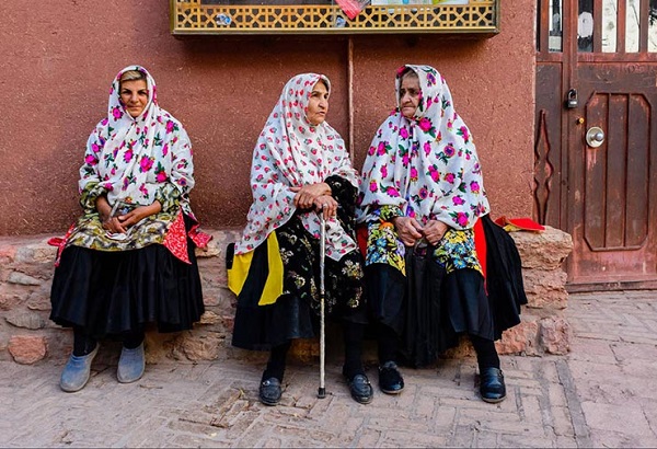 Vêtements traditionnels iraniens